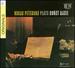 Oscar Peterson Plays Count Basie