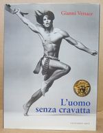 L'Uomo Senza Cravatta
