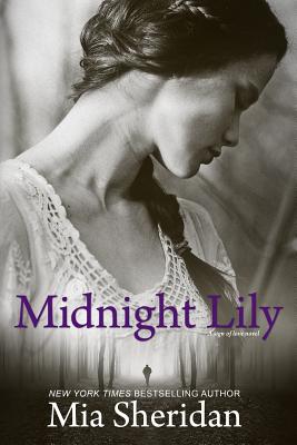 Midnight Lily - Sheridan, Mia