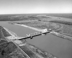 Rivers by Design: State Power and the Origins of U.S. Flood Control