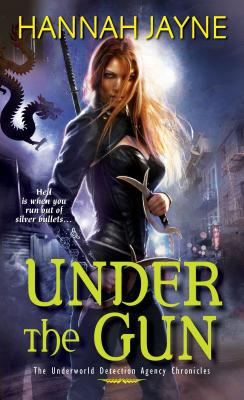 Under The Gun - Jayne, Hannah